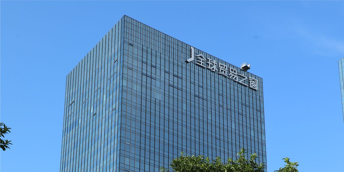 2026幕墙发光字厂家TOP5名单泄密：均价降23%，第3家藏了什么黑科技？