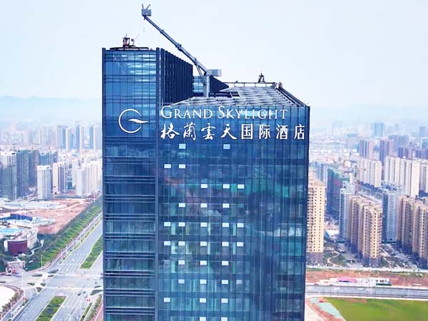 幕墙发光字工程案例