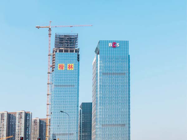 幕墙发光字工程案例
