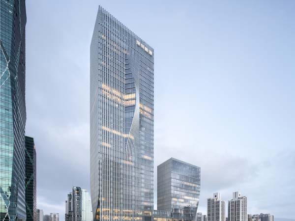 2026 楼顶发光字成本直降 30%？5 个靠谱厂家重排座次