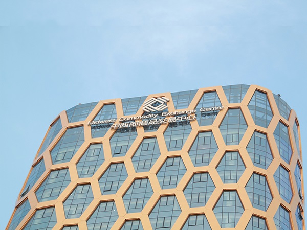 幕墙楼顶发光字的价格区间是多少？