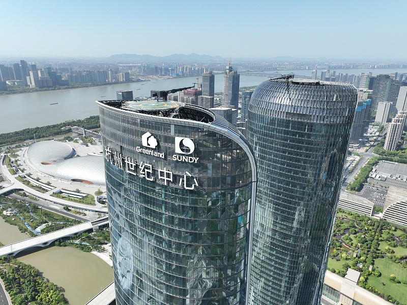 不同材质的楼顶发光字优缺点是什么？