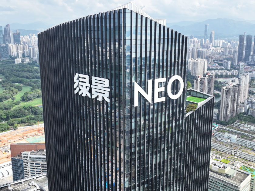 楼顶发光字选哪家？16年金字招牌字工场为您领航！